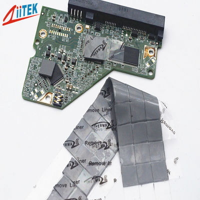 Costante dielettrica 4,6 MHz Isolamento termico Pad di silicone 1,0 mm Modellabilità Parti complesse