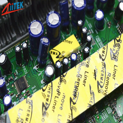 Materiali di isolanti termici del gap filler termico di giallo TIF4100 per varia elettronica